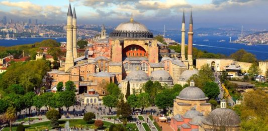 İşte Madde Madde Ayasofya'da Neler Değişti? Ayasofya'ya Gitmeden Önce Bilmeniz Gereken Yeni Kurallar...