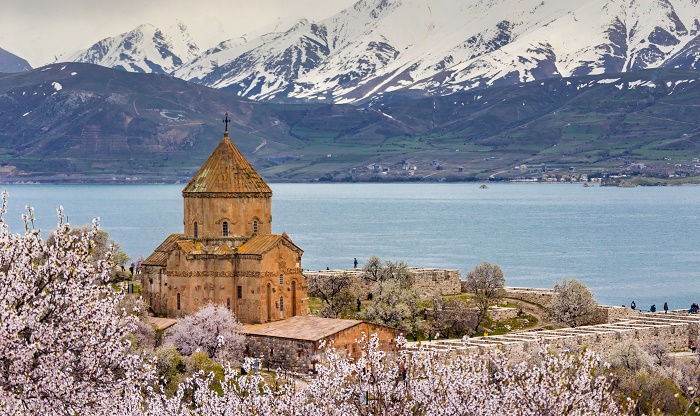 Van Akdamar Adası