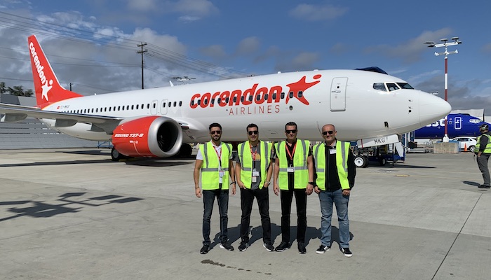 Corendon Airlines Boeing 737-8 teslimat