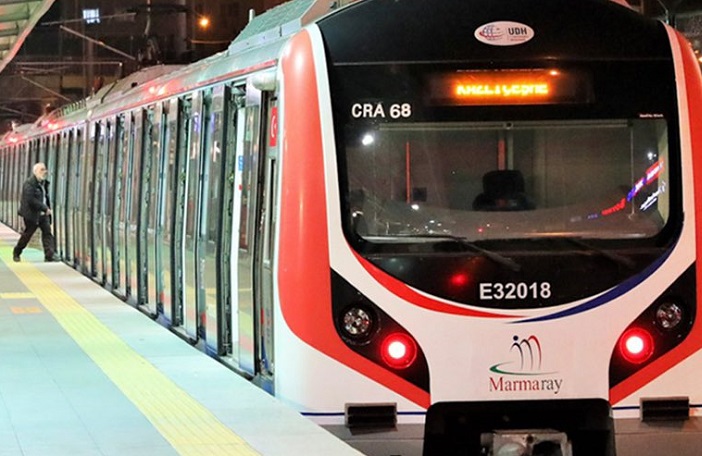 Marmaray: İstanbul'un Hızına Ayak Uydururken İntihar Vakalarıyla Karşı Karşıya