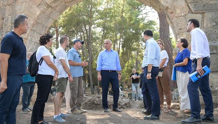 2 Bin Yıllık Cadde Gün Yüzüne Çıkarılacak