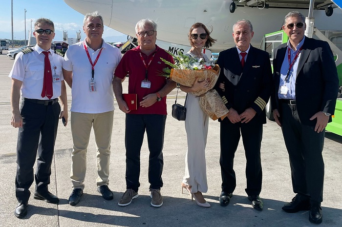 Corendon Airlines Kaptanı Zeki Bıyık, 44 Yıllık Uçuş Kariyerini Tamamlayarak Emekliye Ayrıldı