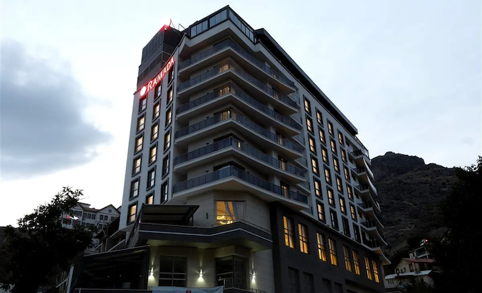 13 Katlı Otel İhaleyle Satılacak