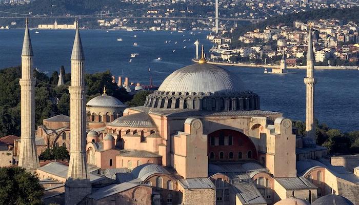 Ayasofya İçin Yeni Düzenleme