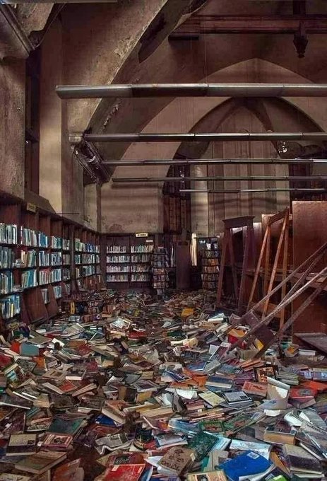 9. Detroit’s Mark Twain Library, which was closed in 1996 for renovations and never reopened.