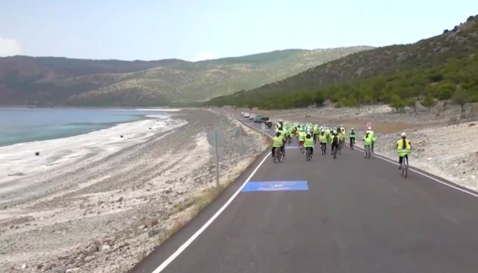 Salda Gölü'nde Son Durum: "Duble Yol" Yaptılar, Çevre Haftası'nı Kutladılar - Turizm Günlüğü