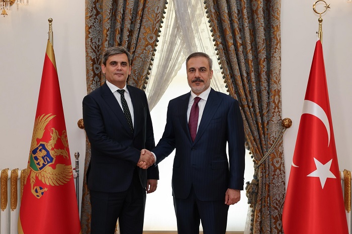 Minister of Foreign Affairs @HakanFidan met with Ervin Ibrahimović, Deputy Prime Minister and Minister of Foreign Affairs of Montenegro, in Istanbul.