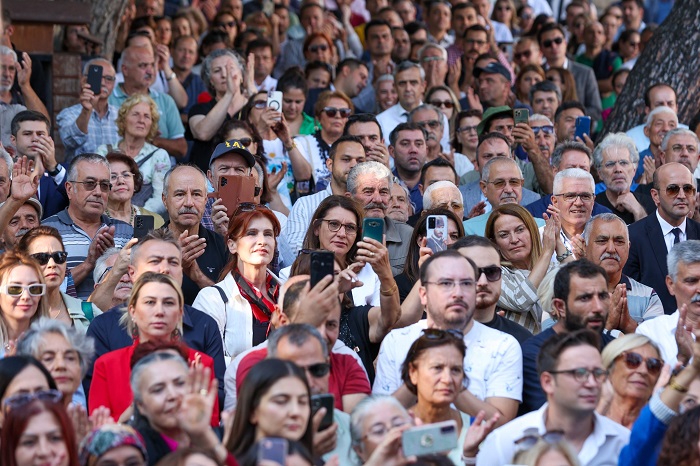 Özgür Özel Açıkladı: CHP Belediyeleri, Turizm Alanlarının %92'sinde Aktif Hizmet Veriyor